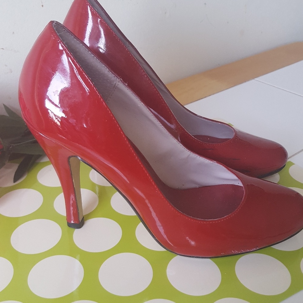 Steve madden red heels
